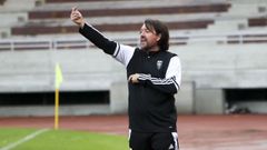 Secho, en uno de los partidos del Compostela esta temporada en San L�zaro