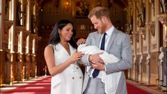 Meghan Markle y el prncipe Harry presentan a su beb