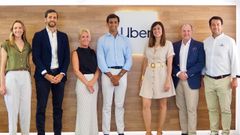 Desde la izq.: Teresa Silvestre (Mnager de Asuntos Pblicos Uber), Felipe Fdez (Director General de Uber en Espaa y Portugal), Encarna Matos (RRPP, Eventos y Patrocinios RCNP), Harsh Nain (Mnager de Operaciones Uber), Lola Vilas (directora de Uber en Espaa), Rafael Gil (presidente RCNP) y Manu Fraga (director RCNP).