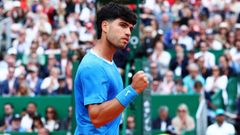 Carlos Alcaraz, celebrando un punto ante Sebasti�n B�ez.