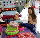 El mal tiempo enturbi� el arranque de la feria.