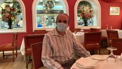 Ram�n Pereira lleva 25 a�os como m�nager de la Taberna del Alabardero, situada a dos manzanas de la Casa Blanca  