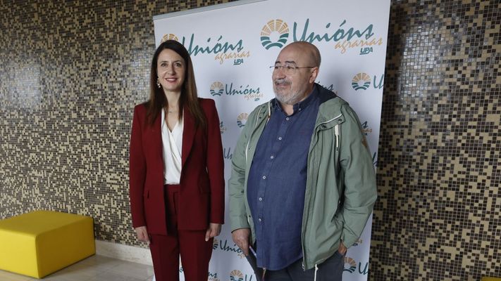 La conselleira acudi a las jornadas, organizadas por Unins Agrarias
