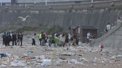 La resaca de la noche de San Xo�n en A Coru�a