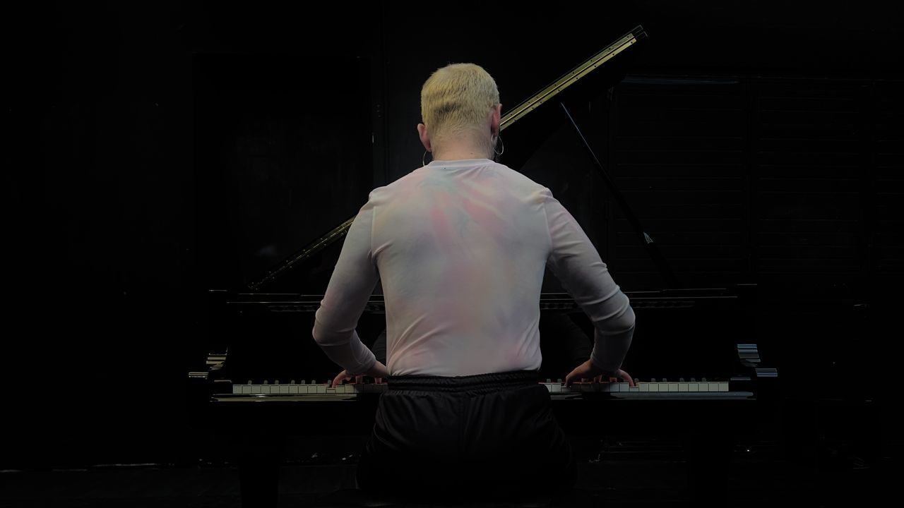 Izar Gayo abrirá la programación de octubre en el Teatro Ensalle de Vigo