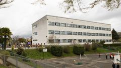 En Galicia hay unos 1.100 colegios e institutos p�blicos, como este de infantil y primaria en Monforte.