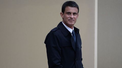 Las autoridades francesas (en la imagen Manuel Valls) dicen que �no se puede descartar ninguna hip�tesis�