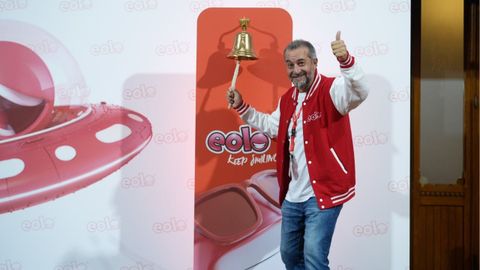 El consejero delegado y cofundador de Eolo Toys, Alex Prieto, durante el toque de campana.