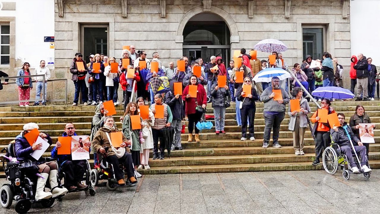 Llamamiento en Vigo para marcar la X solidaria en la declaración de la renta