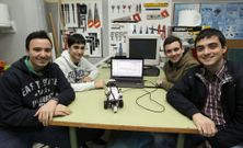Diego, Iago, Marcos y Manuel -ayer faltaba Lara-, conforman el equipo ganador del concurso de rob�tica. 