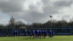 Los jugadores del Oviedo, en El Requexn