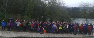 De los 91 caminantes inscritos, 10 renunciaron por el temporal y el resto completaron la etapa Tui-Porri�o.