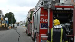 Imagen de archivo de los bomberos de O Morrazo en un operativo en Cangas