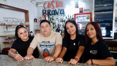 Carmen Cabrera, Rafael Flórez, María Camila Cabrera y Valentina Arciniegas.