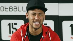 Neymar, sobre el Real Madrid-Schalke: �Casi, �eh?�