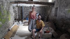 De Le�n y Baum est�n restaurando una antigua casa en una aldea de Monforte