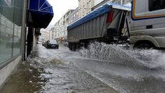 Inundaciones en la calle Fernando Blanco hace dos a�os.