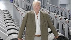 �ngel Jove Gonz�lez visit� la planta de la rotativa de La Voz de Galicia.