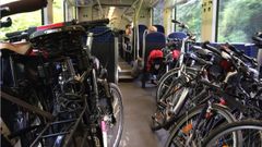 Bicicletas en tren bicicleta tren pasajeros
