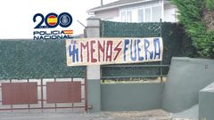 Pancarta contra los menores no acompaados en Oviedo