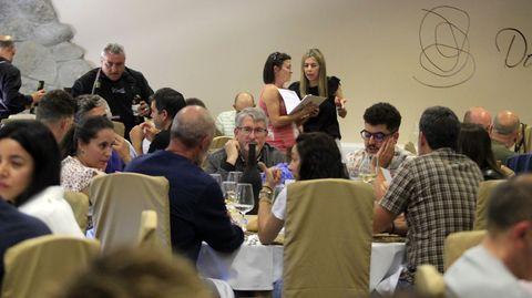 La comida posterior a la entrega de premios de la 27 Cata dos Vios da Ribeira Sacra se celebr en el restaurante Don Manuel, en Monforte