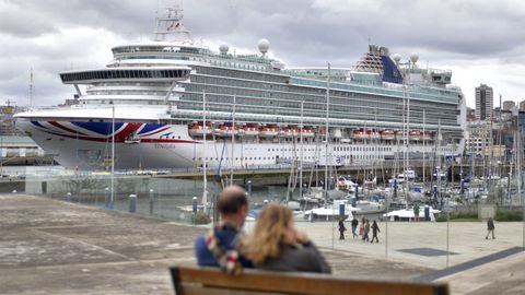 El Ventura es un habitual del muelle de Trasatlánticos de A Coruña