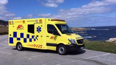 Ambulancia medicalizada del 061 Urxencias Sanitarias