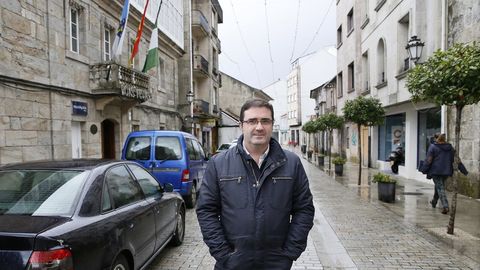 El exalcalde popular de A Ca�iza, Miguel Dom�nguez