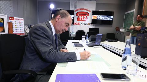Javier Lamb�n, durante la octava videoconferencia de presidentes auton�micos con Pedro S�nchez