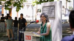 Homenaje a Xaime Quintanilla en el monolito del Cant�n, en Ferrol, con motivo del 135 aniversario de su nacimiento.