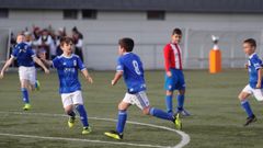 Copa Integra benjamin Real Oviedo Sporting.El equipo benjam�n del Real Oviedo celebra uno de los goles ante el Sporting