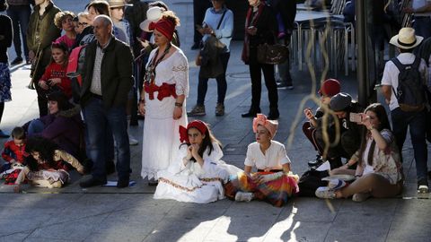 Desfile de carnaval del conservatorio de Ribadavia.En Ribadavia, el desfile de entroido combin disfraces y mucha msica. Estaba protagonizado por los integrantes del conservatorio