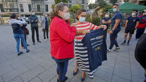 SALIDA DE LA CAMINATA PROTEGEMOS LOS CAMINOS, CON REPRESENTANTES DE LA  POLICA NACIONAL Y DE LA ASOCIACIN DE DISCAPACITADOS INTEECTUALES VIRGEN DE LA O-MENDEZ NUEZ