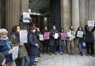 Protesta a las puertas de la Diputaci�n de Ourense. 