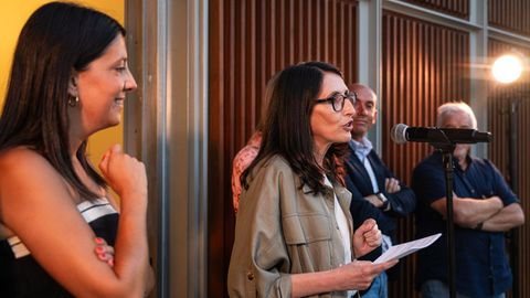 Rosa Crujeiras foi a encargada de dar inicio �s festas do ver�n de Ribeira co seu preg�n desde o concello