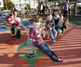 Bruno, Ald�n, Leo y Martina forman parte de la algarab�a infantil que puebla Vilagarc�a. 