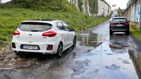 Baches en la carretera que va de Alfonso Molina hacia el colegio Maristas