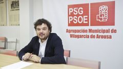El diputado socialista Julio Torrado defiende la iniciativa