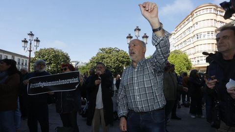 Una concentraci�n ciudadana previa al pleno