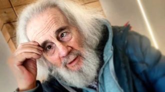 Xaqu�n Mar�n, unha das figuras centrais da cultura galega, nunha imaxe de arquivo tomada en Fene.