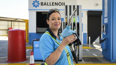 La apertura de una gasolinera de bajo coste en el barrio de Monte Porreiro tir de los precios hacia abajo.