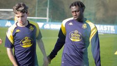 Iano Simao, junto a David Mella en la ciudad deportiva de Abegondo