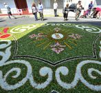 El viento amenaz�, pero no estrope� las creaciones. 