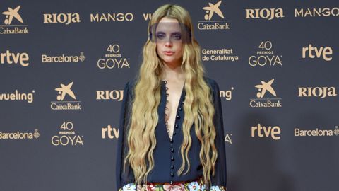 La actriz Macarena G�mez posa en la alfombra roja.