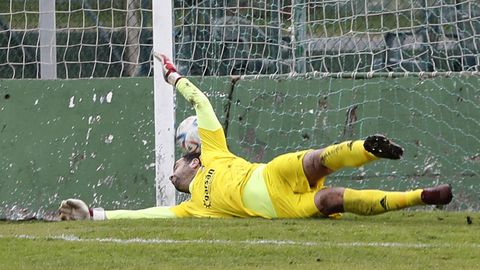 El portero Kiko Mario es el nico jugador del Burela que jug los 360 minutos posibles.
