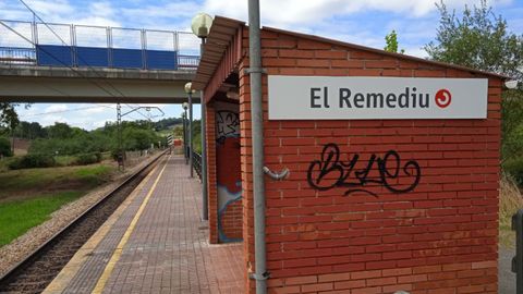 Apeadero de tren en El Remediu