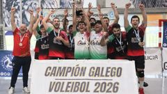 El Autos Cadista celebrando el t�tulo logrado en Pontevedra.