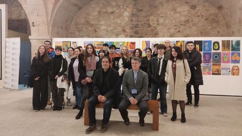 Exposición de los alumnos del IES Concepción Arenal en Exponav
