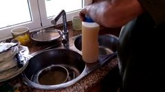 Ni incolora ni inodora: agua marr�n en R�bade