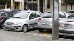 Imagen de los veh�culos en las paradas de autob�s de Navia
